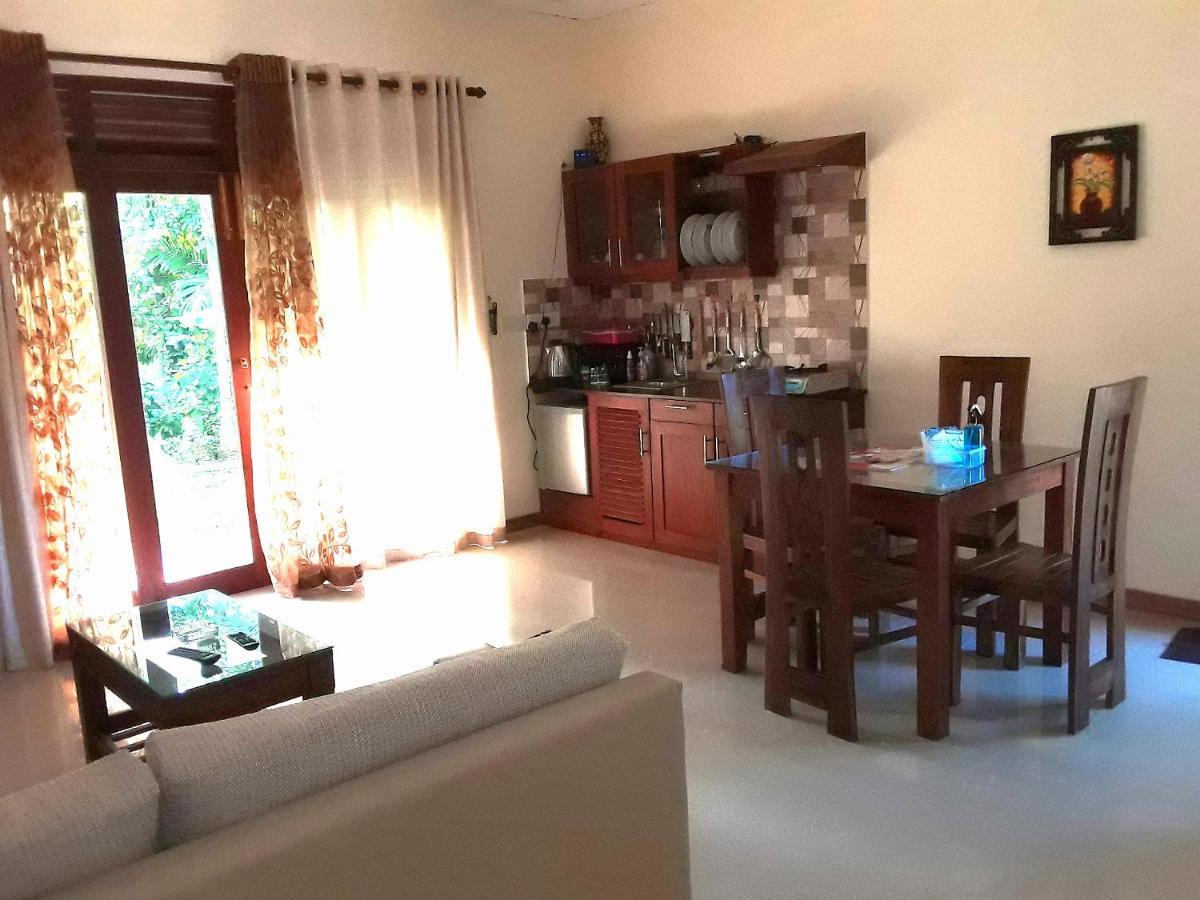 Sky Residence Хикадува Екстериор снимка