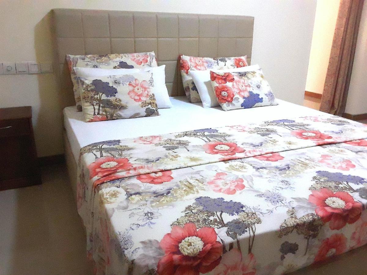 Sky Residence Хикадува Екстериор снимка