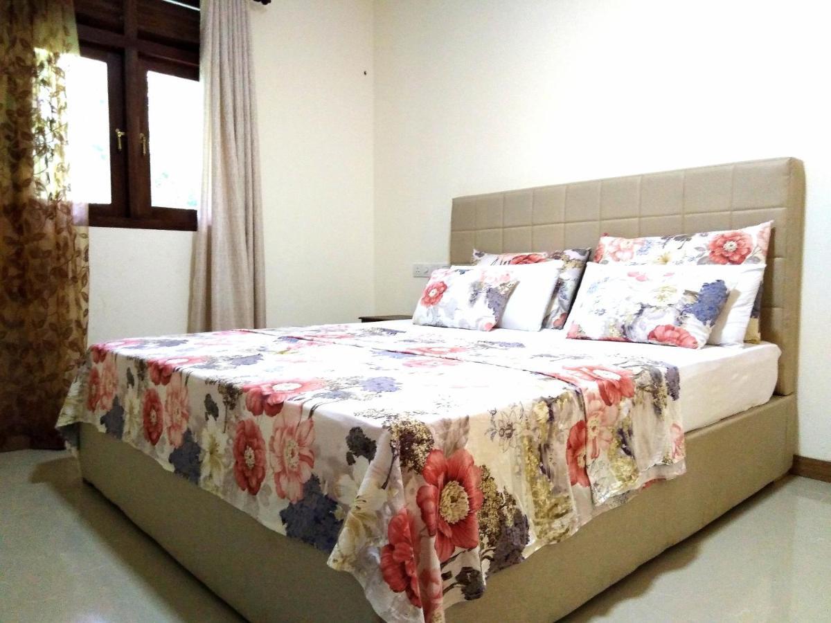 Sky Residence Хикадува Екстериор снимка