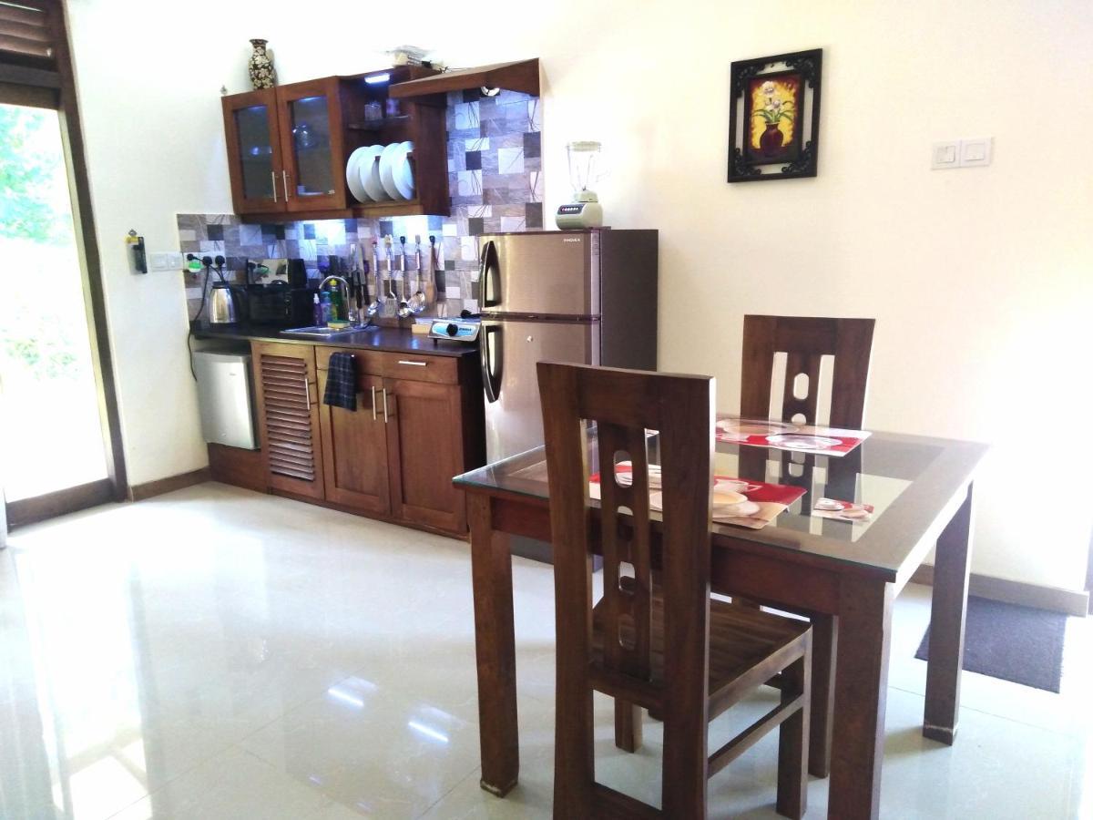 Sky Residence Хикадува Екстериор снимка